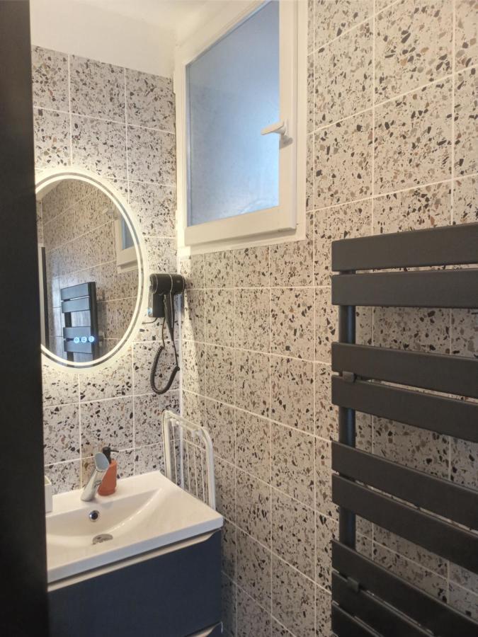 L' Oursin Apartment Sete Ngoại thất bức ảnh